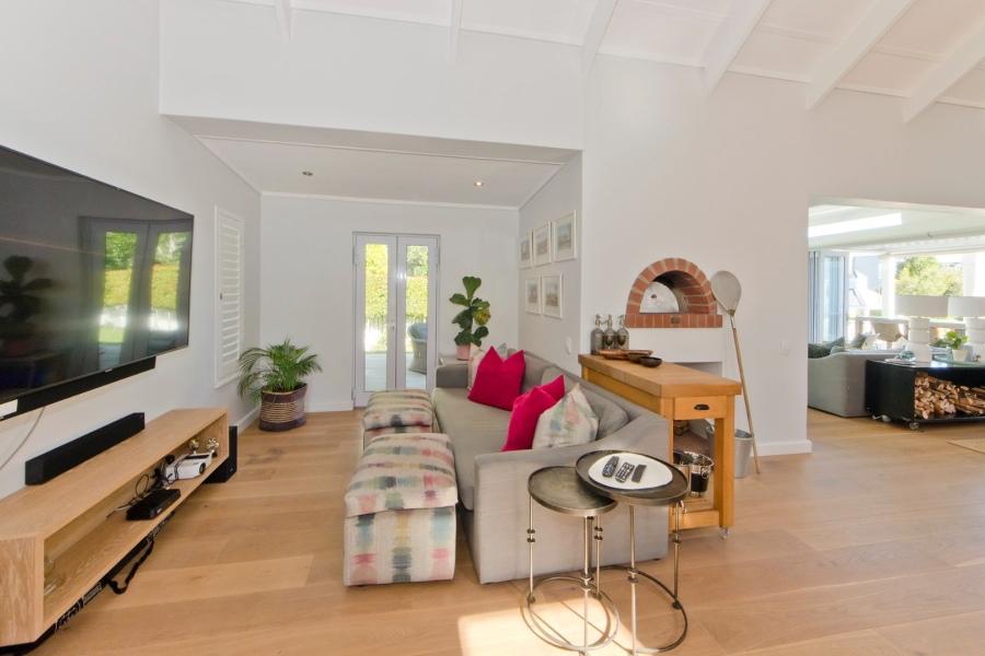 4 Bedroom Property for Sale in Thesen Islands Western Cape